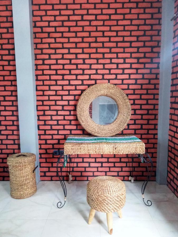 Kurnia Homestay Ternate Exterior foto